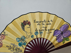 Frida Kahlo (incluye bolsita en tela)