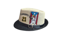 Load image into Gallery viewer, Clemente y Bandera
